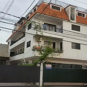 https://adrianos-apartahotel.santodomingobesthotels.com